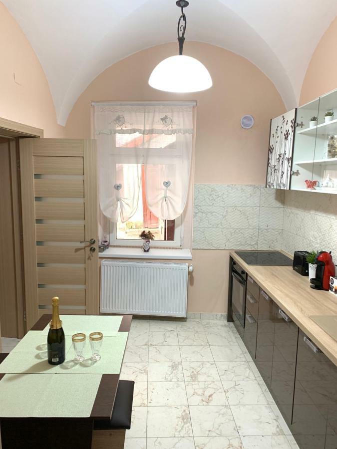36 Central Residence Брашов Екстер'єр фото